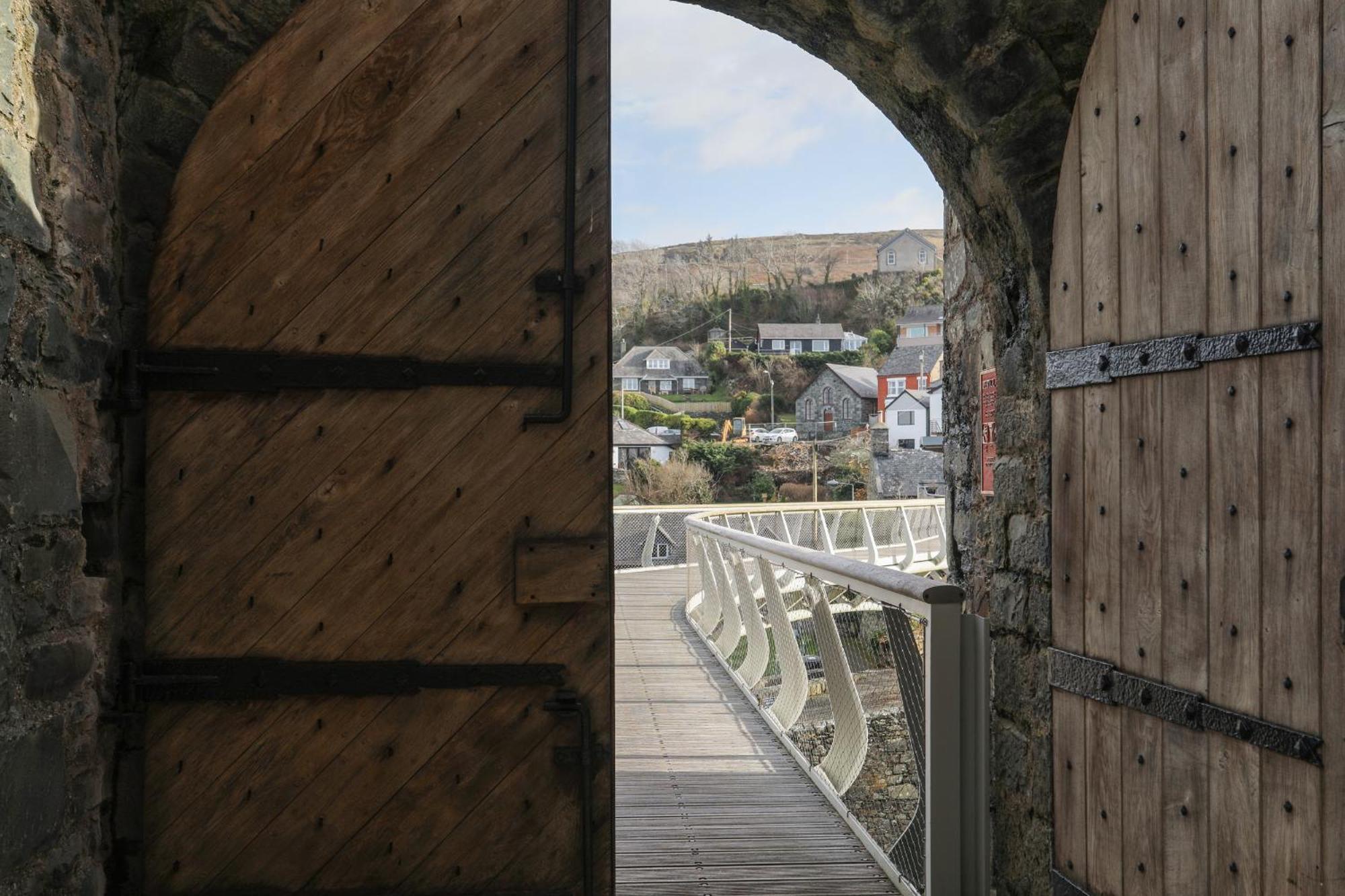 Harlech Apartments - Gwern Kültér fotó